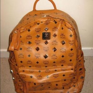 Meet your Posher, Wavy